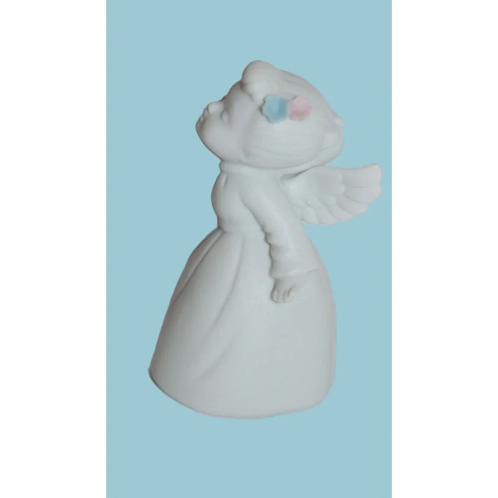 Napcoware Kissing Angel Cherub White Bisque Girl Figurine Napco Ware 3.25